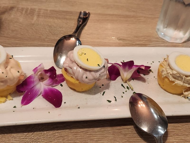 La Perla Peruvian Restaurant food