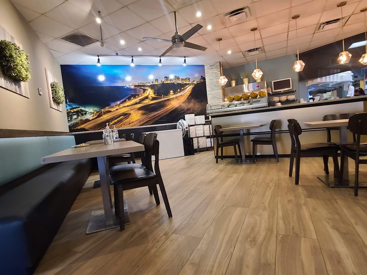 La Perla Peruvian Restaurant